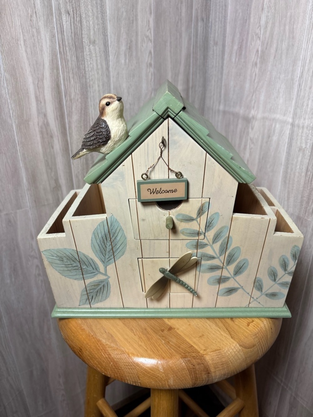Pfaltzgraff Sage Green and Cream Birdhouse Storage Organizer with Perched Bird